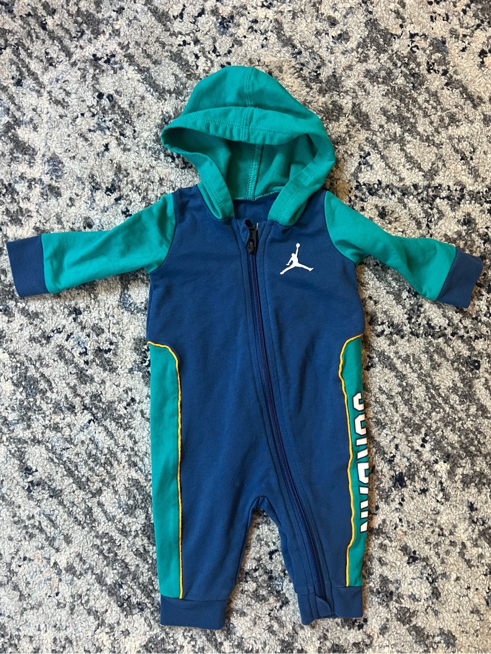 Air Jordan Baby One Piece Zip Up Hooded Suit 0-3 Months